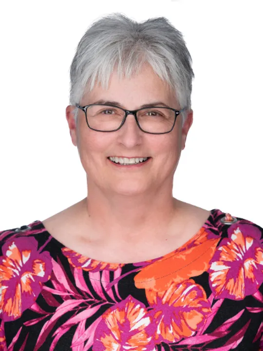 Lorinda Shmyr, Senior Mortgage Administrator